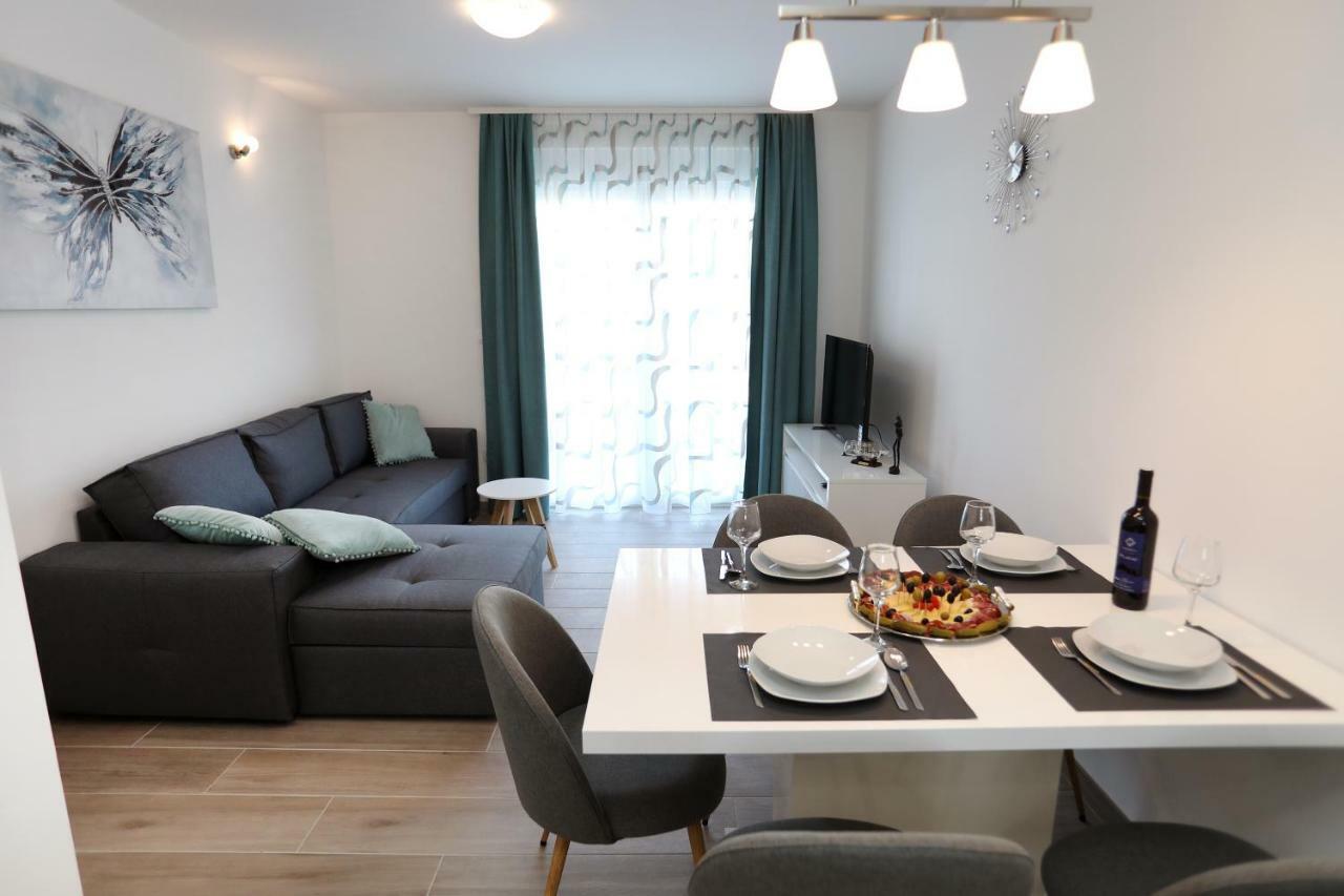 Apartment Little Marijeta Trogir Exterior foto