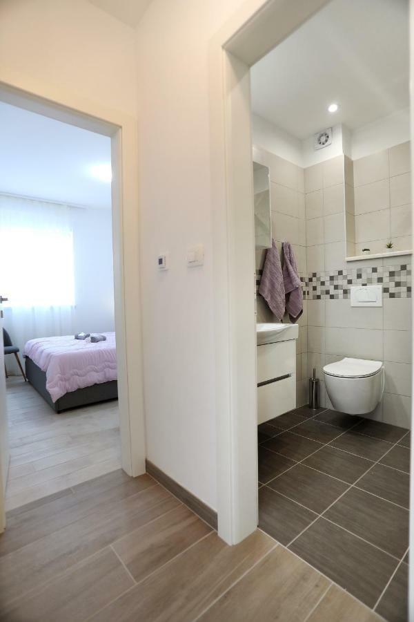 Apartment Little Marijeta Trogir Exterior foto