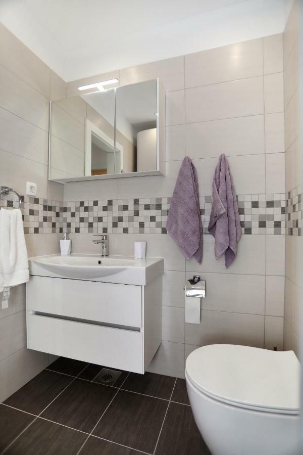Apartment Little Marijeta Trogir Exterior foto
